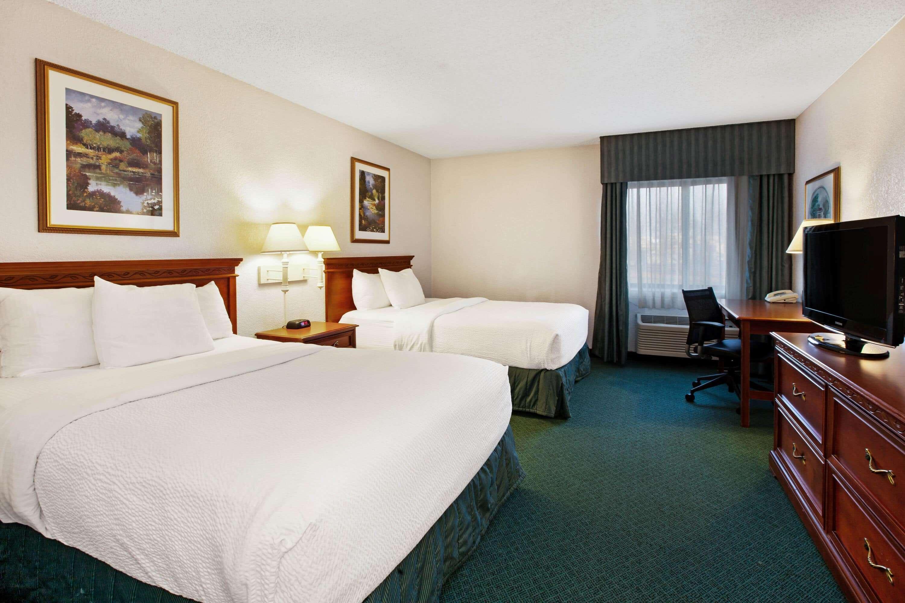 La Quinta Inn By Wyndham Detroit Canton Exterior foto