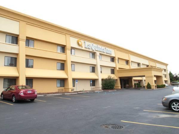 La Quinta Inn By Wyndham Detroit Canton Exterior foto