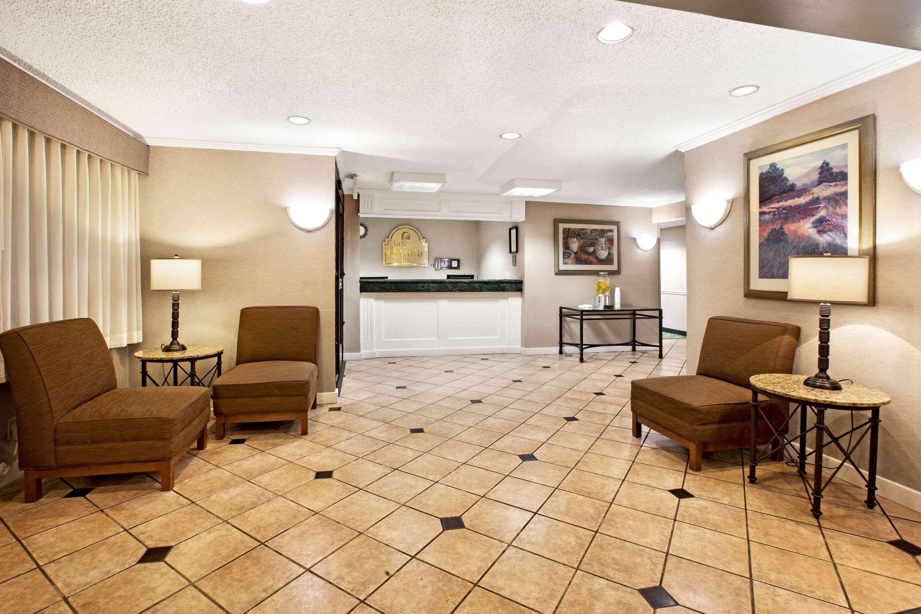 La Quinta Inn By Wyndham Detroit Canton Exterior foto