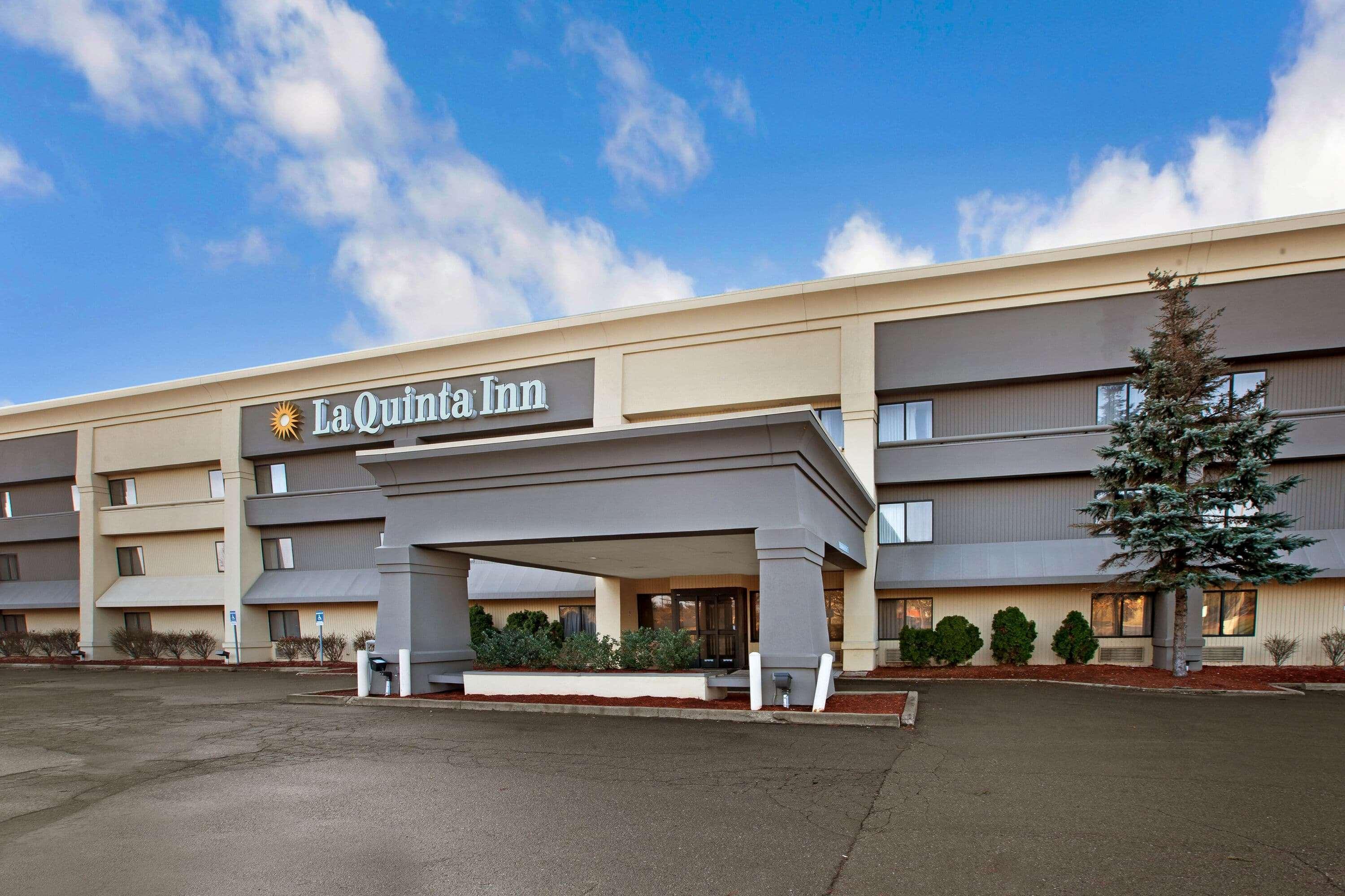La Quinta Inn By Wyndham Detroit Canton Exterior foto
