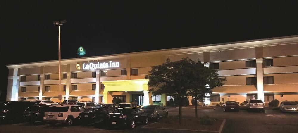 La Quinta Inn By Wyndham Detroit Canton Exterior foto